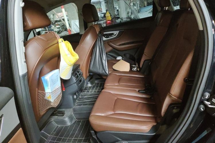 Used Audi Q7 2018 40 TFSI Comfort Model Left Rear Seat