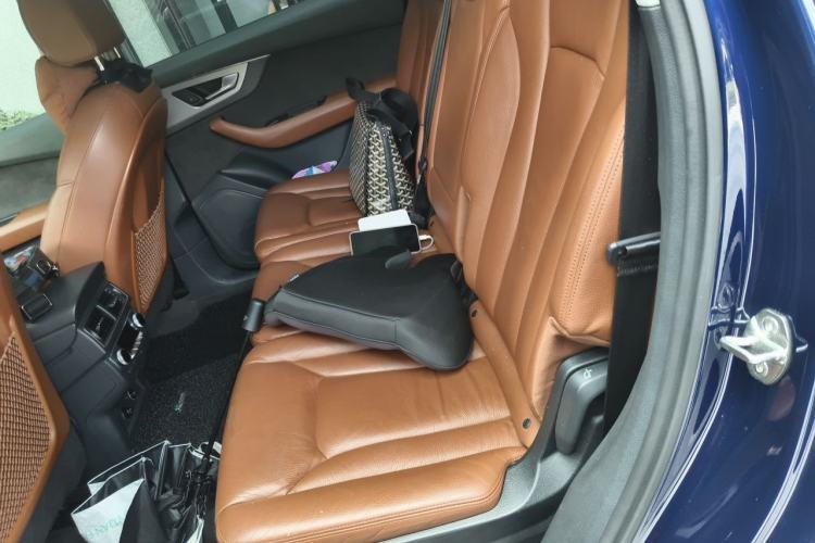 Used Audi Q7 2018 45 TFSI Technology Edition Left Rear Seat