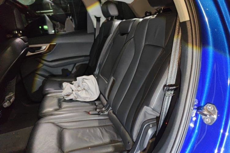 Used Audi Q7 2018 45 TFSI Technology Edition Left Rear Seat