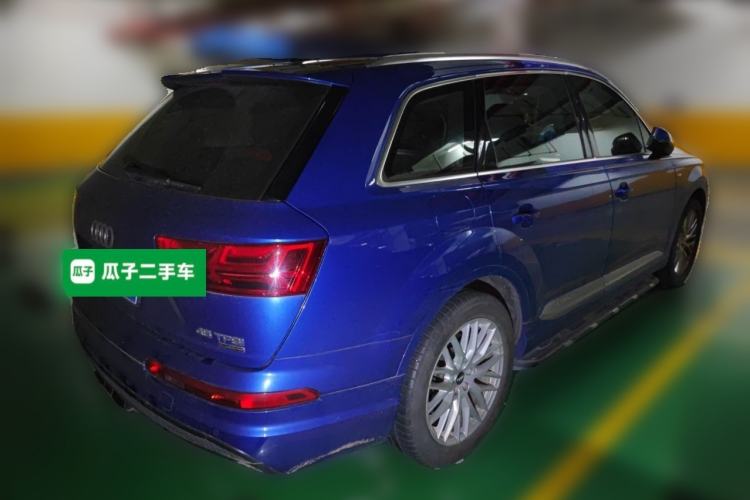 Used Audi Q7 2018 45 TFSI Technology Edition Rear Right 45 Deg