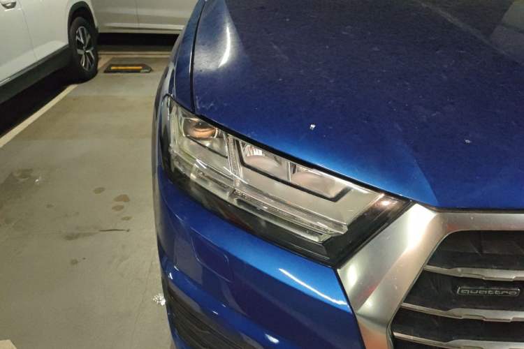 Used Audi Q7 2018 40 TFSI S line Sport Edition Right Front Headlight