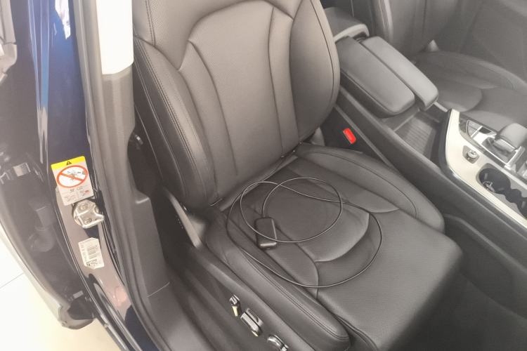 Used Audi Q7 2018 45 TFSI Prestige Edition Right Front Seat