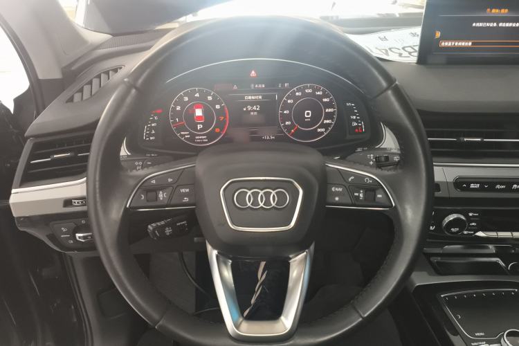 Used Audi Q7 2018 45 TFSI Prestige Edition Steering Wheel