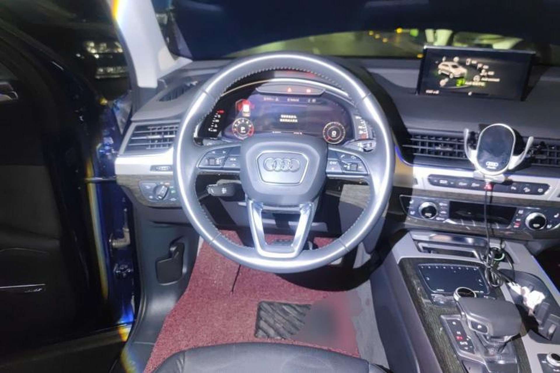 Used Audi Q7 2018 45 TFSI S line Sport Edition Steering Wheel