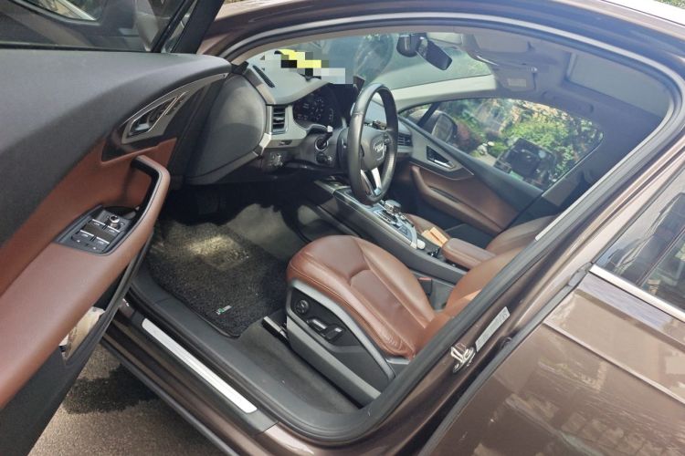 Used Audi Q7 2018 45 TFSI Technology Edition Driver Seat