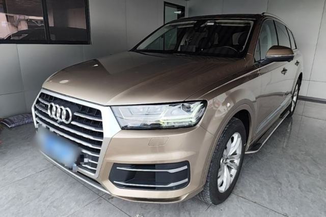 Used Audi Q7 2018 40 TFSI Comfort Model