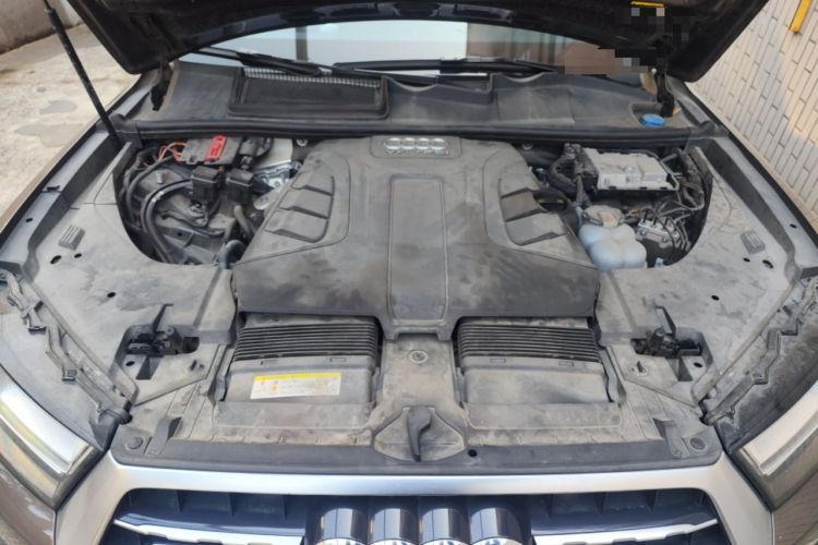 Used Audi Q7 2018 45 TFSI S line Sport Edition Engine Bay