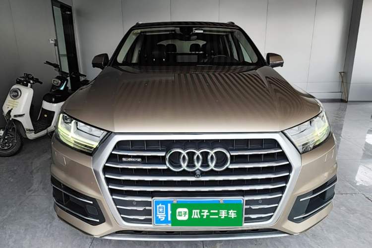 Used Audi Q7 2018 40 TFSI Comfort Model Front