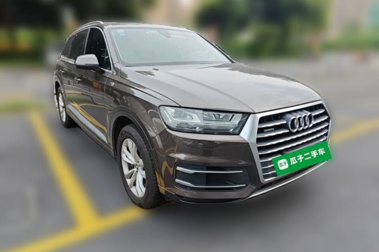 Used Audi Q7 2018 45 TFSI Technology Edition Front Right 45 Deg