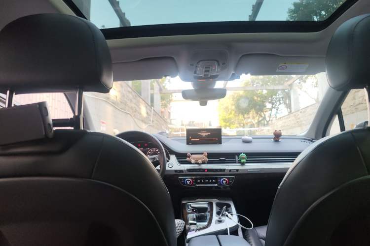 Used Audi Q7 2018 45 TFSI S line Sport Edition Headliner