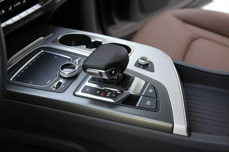 Used Audi Q7 2018 40 TFSI Comfort Model Interior 1