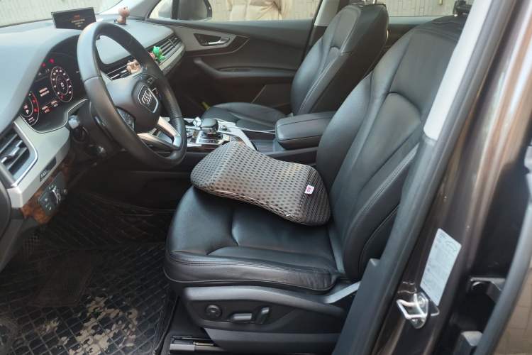 Used Audi Q7 2018 45 TFSI S line Sport Edition Left Front Seat