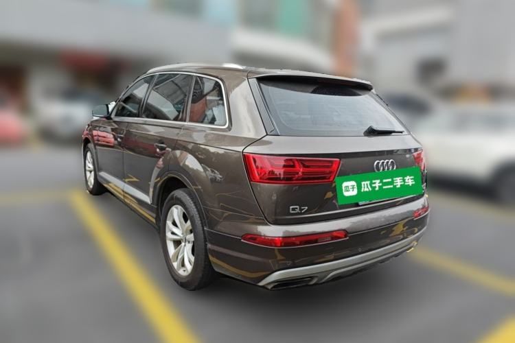 Used Audi Q7 2018 45 TFSI Technology Edition Rear Left 45 Deg