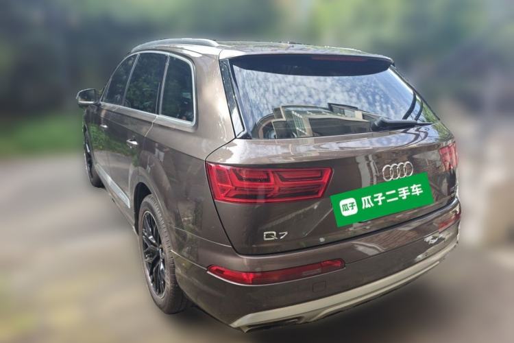 Used Audi Q7 2018 45 TFSI Technology Edition Rear Left 45 Deg