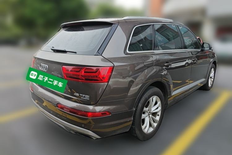 Used Audi Q7 2018 45 TFSI Technology Edition Rear Right 45 Deg