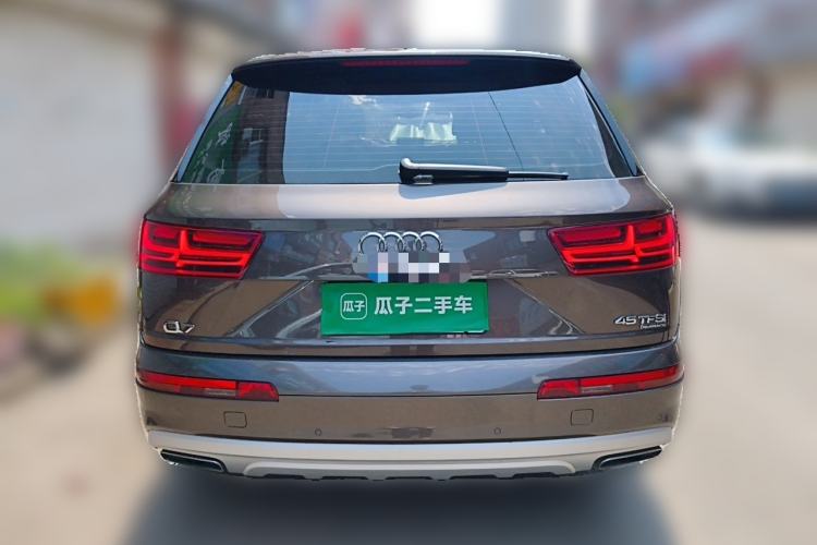 Used Audi Q7 2018 40 TFSI Comfort Model Rear