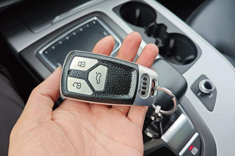 Used Audi Q7 2018 45 TFSI Technology Edition Vehicle Key