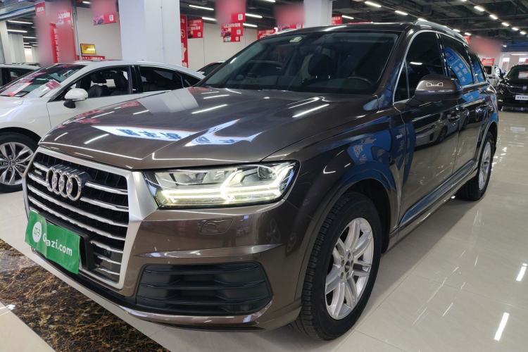 Used Audi Q7 2018 40 TFSI Comfort Model Guazi used car, China used car export, Used car for sale, Used cars, Cheapest cars for sale