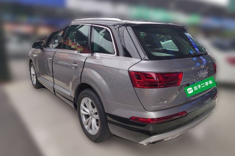 Used Audi Q7 2018 45 TFSI Technology Edition Rear Left 45 Deg