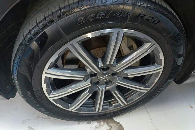 Used Audi Q7 2018 45 TFSI Prestige Edition Exterior 4