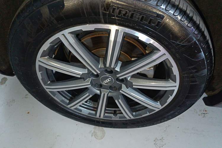 Used Audi Q7 2018 45 TFSI Prestige Edition Exterior 5