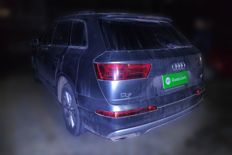 Used Audi Q7 2018 45 TFSI Technology Edition Rear Left 45 Deg