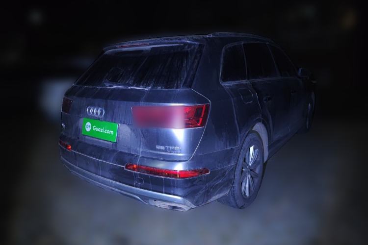 Used Audi Q7 2018 45 TFSI Technology Edition Rear Right 45 Deg