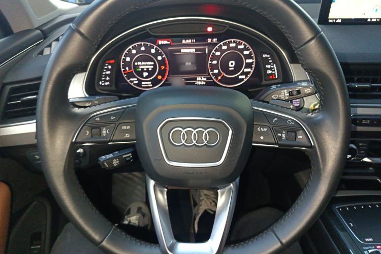 Used Audi Q7 2018 45 TFSI Prestige Edition Steering Wheel