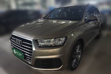 Used Audi Q7 2018 40 TFSI Comfort Model