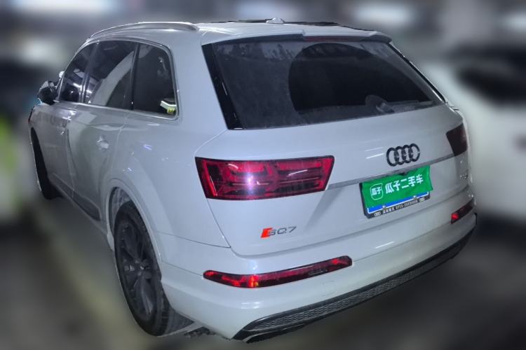 Used Audi Q7 2018 45 TFSI Technology Edition Rear Left 45 Deg