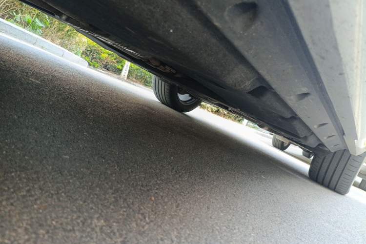 Used Audi Q7  Chassis Front Left