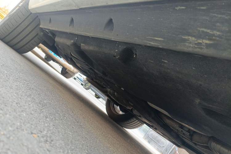 Used Audi Q7  Chassis Front Right