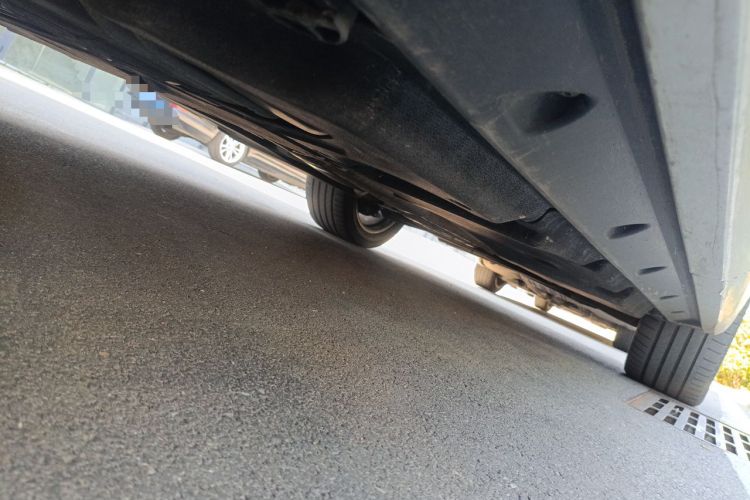 Used Audi Q7  Chassis Rear Right