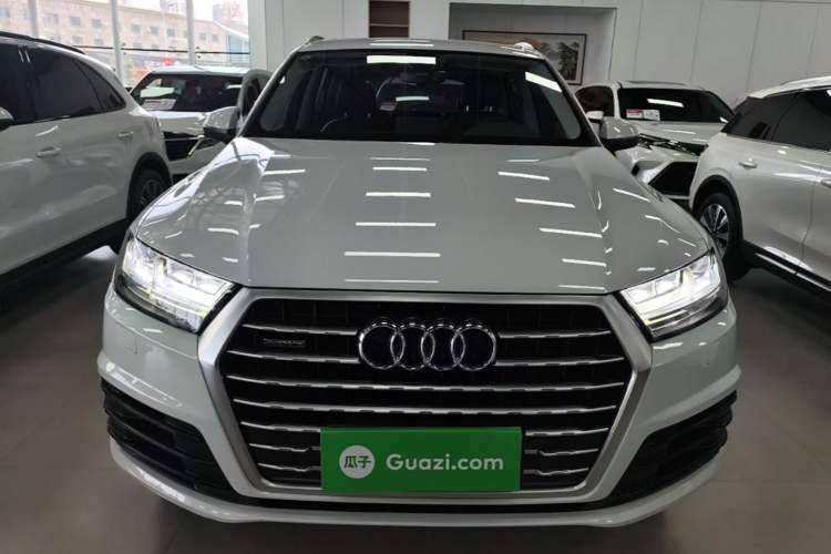 Used Audi Q7 2018 40 TFSI Comfort Model Front