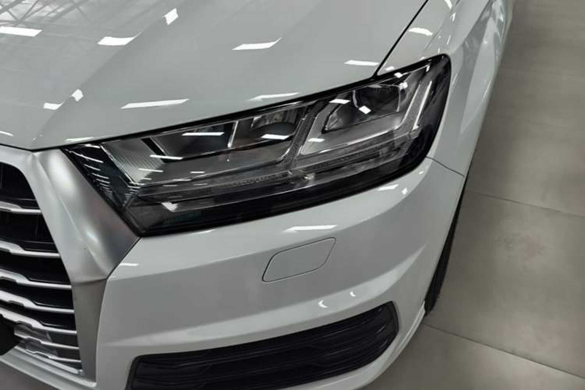 Used Audi Q7 2018 40 TFSI Comfort Model Left Front Headlight