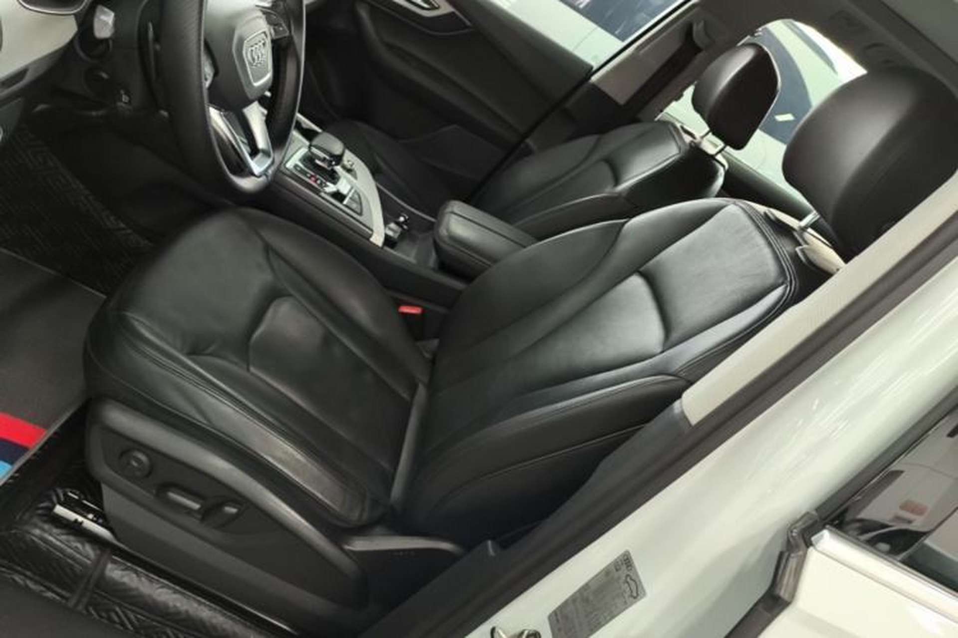 Used Audi Q7 2018 40 TFSI Comfort Model Left Front Seat