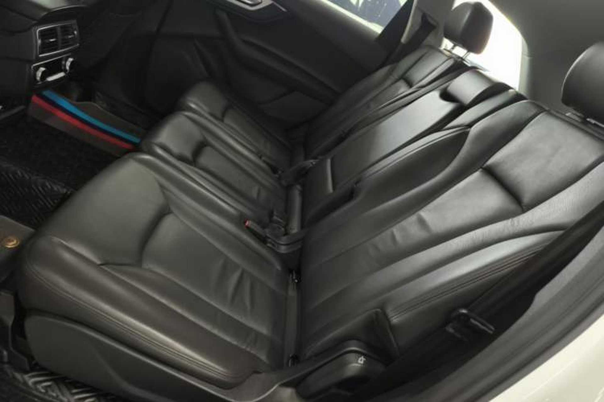 Used Audi Q7 2018 40 TFSI Comfort Model Left Rear Seat