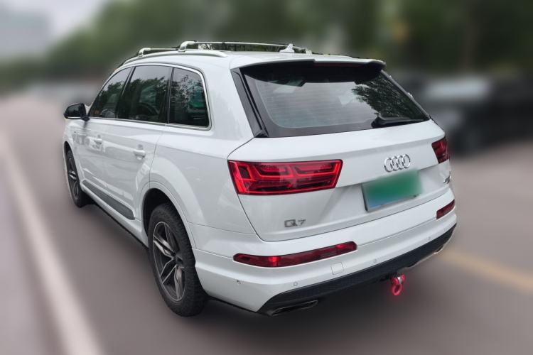 Used Audi Q7 2018 40 TFSI S line Sport Edition Rear Left 45 Deg