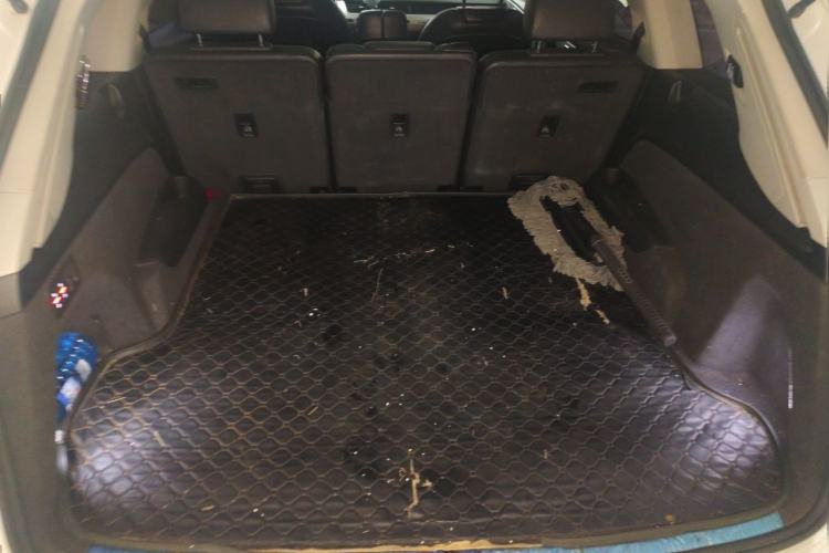 Used Audi Q7 2018 40 TFSI Comfort Model Trunk