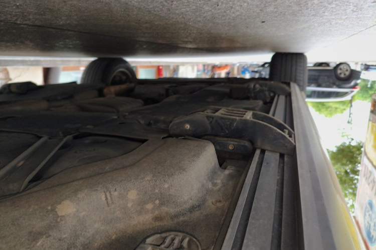 Used Audi Q7 2018 40 TFSI Comfort Model Chassis Rear Left