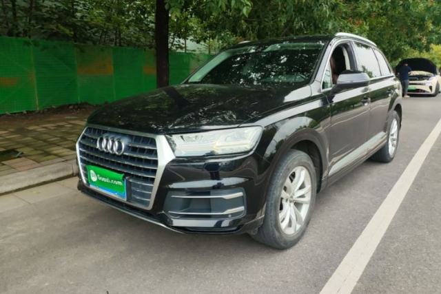 Used Audi Q7 2019 45 TFSI Comfort Model