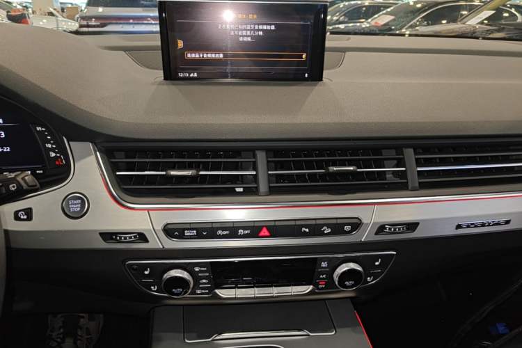 Used Audi Q7 2019 45 TFSI S line Sport Edition Audio And AC Panel