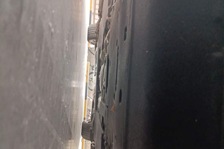 Used Audi Q7  Chassis Front
