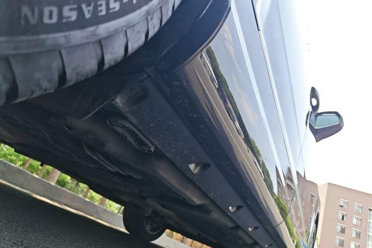 Used Audi Q7  Chassis Rear Right