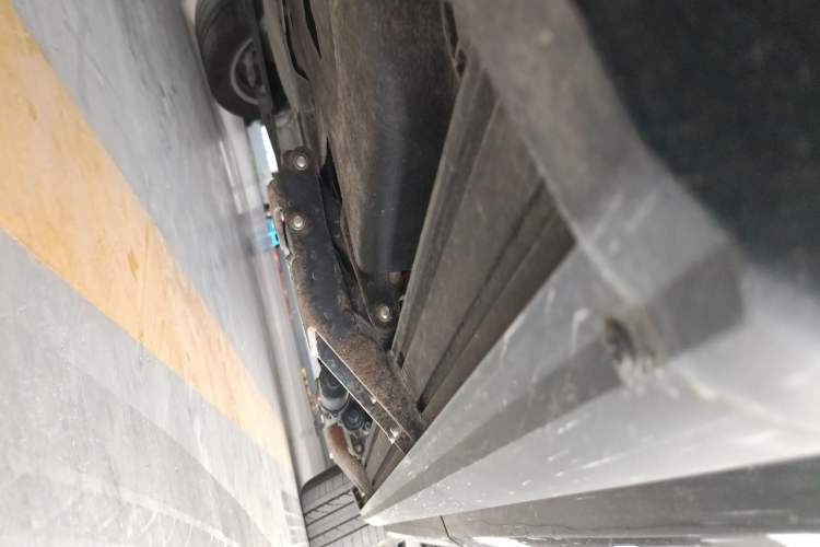 Used Audi Q7  Chassis Rear Right