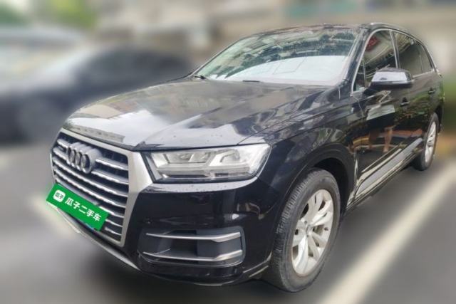 Used Audi Q7 2019 45 TFSI Comfort Model
