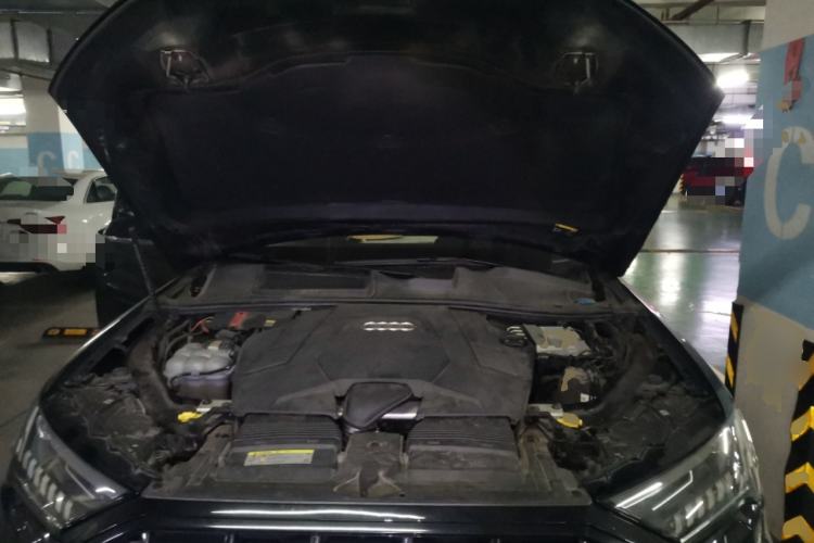 Used Audi Q7 2019 55 TFSI S line Sport Edition Engine Bay
