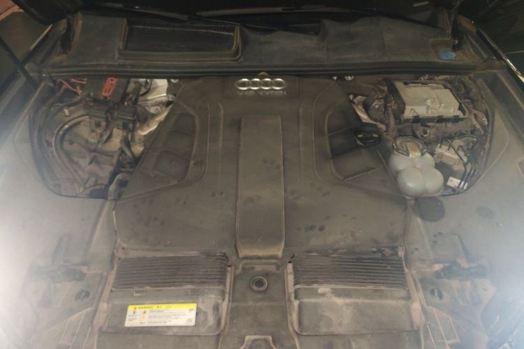 Used Audi Q7 2019 55 TFSI S line Sport Edition Engine Bay