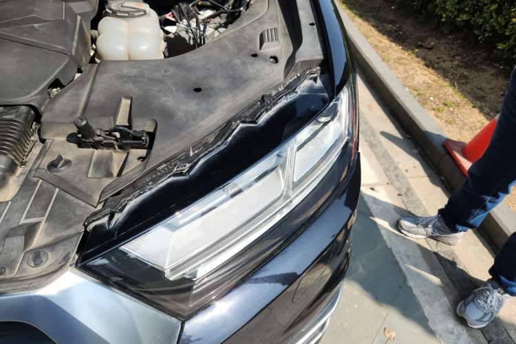 Used Audi Q7 2019 55 TFSI Technology Edition Engine Bay Left