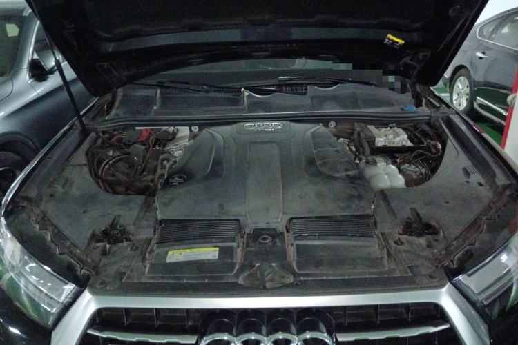 Used Audi Q7 2019 45 TFSI S line Sport Edition Engine Bay